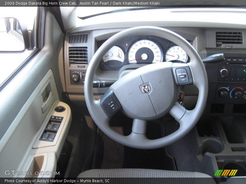 Austin Tan Pearl / Dark Khaki/Medium Khaki 2009 Dodge Dakota Big Horn Crew Cab
