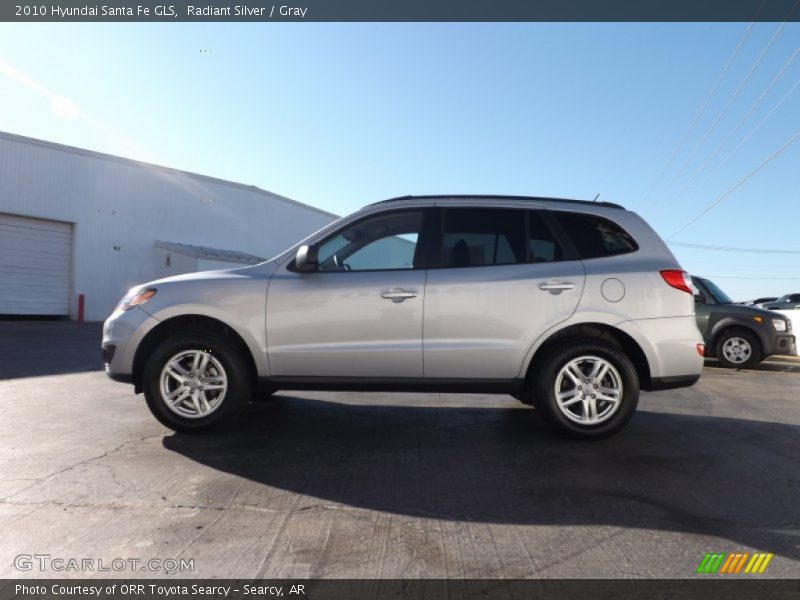 Radiant Silver / Gray 2010 Hyundai Santa Fe GLS