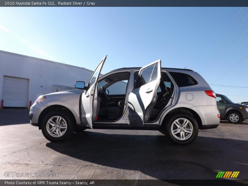 Radiant Silver / Gray 2010 Hyundai Santa Fe GLS