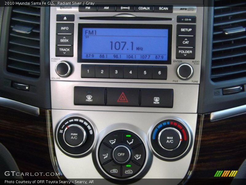 Radiant Silver / Gray 2010 Hyundai Santa Fe GLS