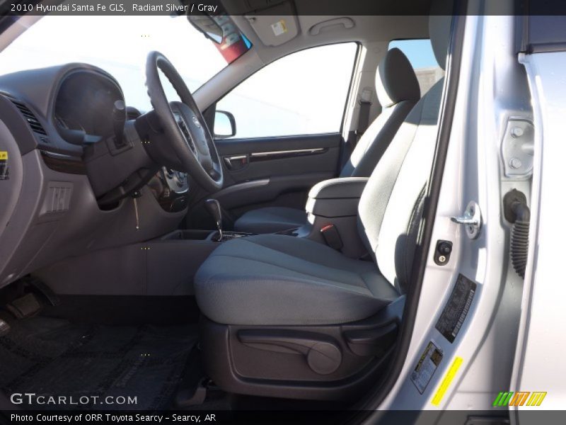 Radiant Silver / Gray 2010 Hyundai Santa Fe GLS