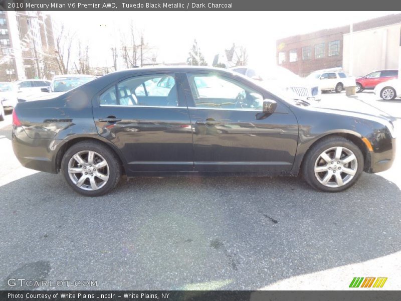 Tuxedo Black Metallic / Dark Charcoal 2010 Mercury Milan V6 Premier AWD