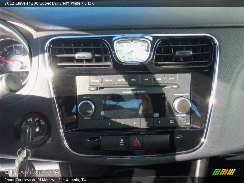 Bright White / Black 2012 Chrysler 200 LX Sedan