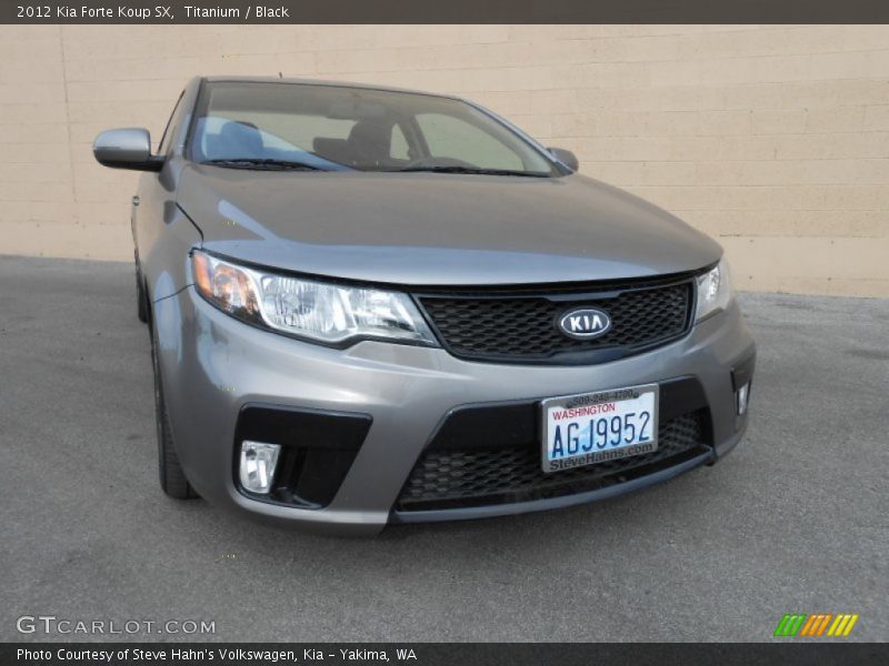 Titanium / Black 2012 Kia Forte Koup SX