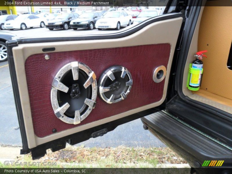 Black / Medium Parchment 2004 Ford Excursion Limited 4x4