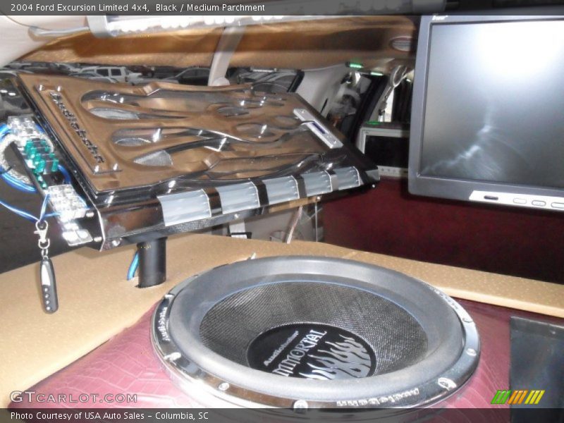 Black / Medium Parchment 2004 Ford Excursion Limited 4x4