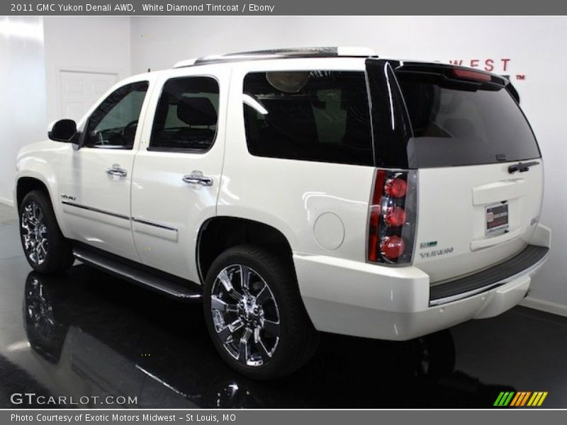 White Diamond Tintcoat / Ebony 2011 GMC Yukon Denali AWD