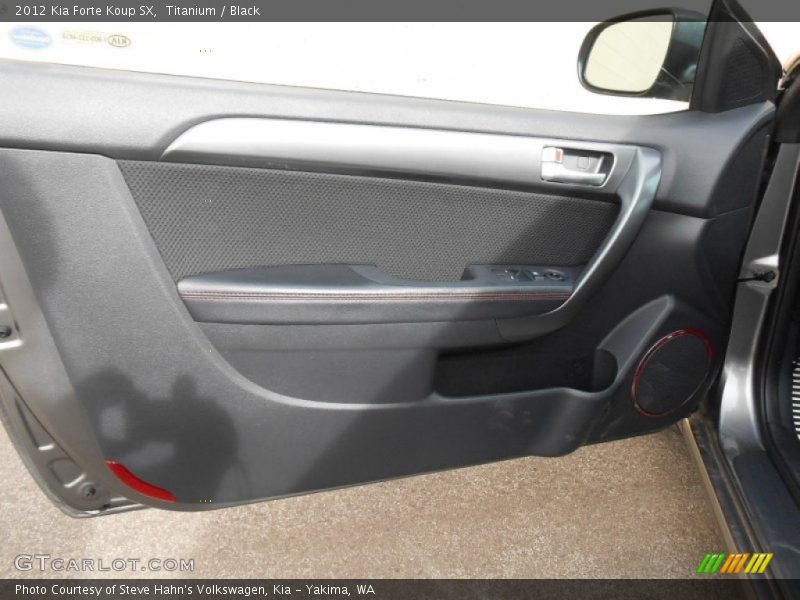Titanium / Black 2012 Kia Forte Koup SX