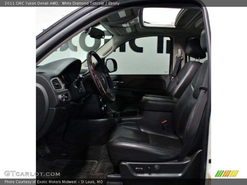 White Diamond Tintcoat / Ebony 2011 GMC Yukon Denali AWD
