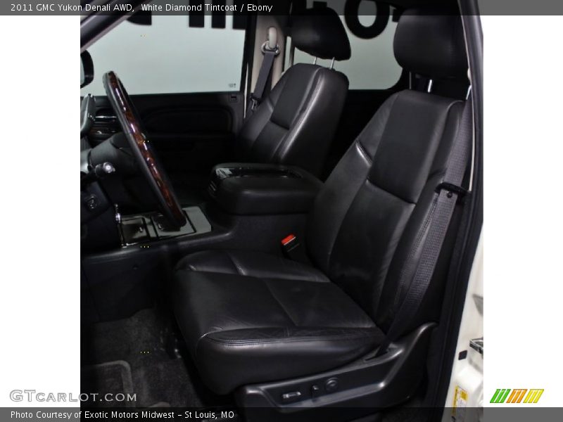 White Diamond Tintcoat / Ebony 2011 GMC Yukon Denali AWD