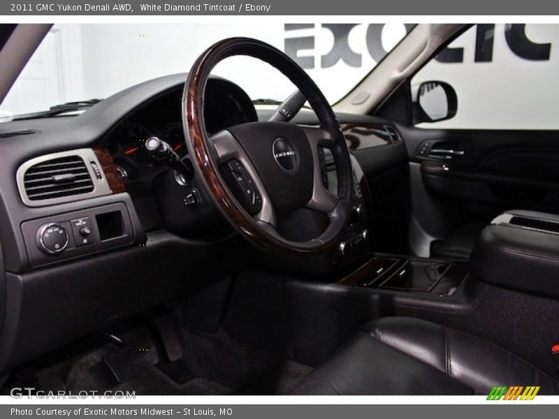 White Diamond Tintcoat / Ebony 2011 GMC Yukon Denali AWD
