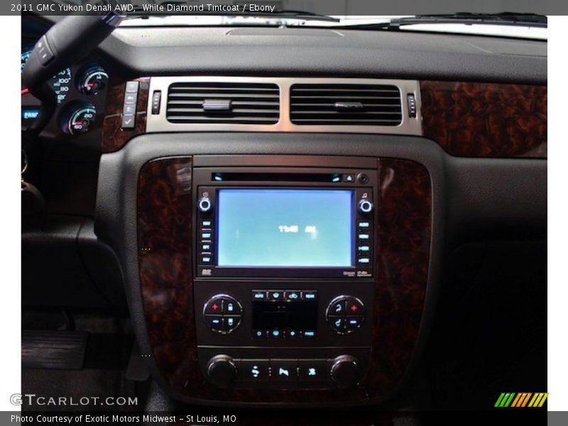White Diamond Tintcoat / Ebony 2011 GMC Yukon Denali AWD