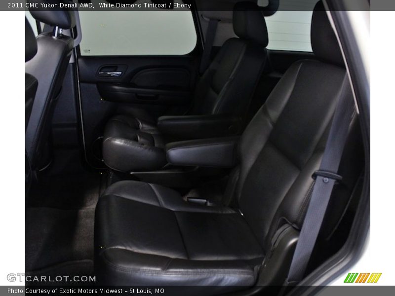 White Diamond Tintcoat / Ebony 2011 GMC Yukon Denali AWD