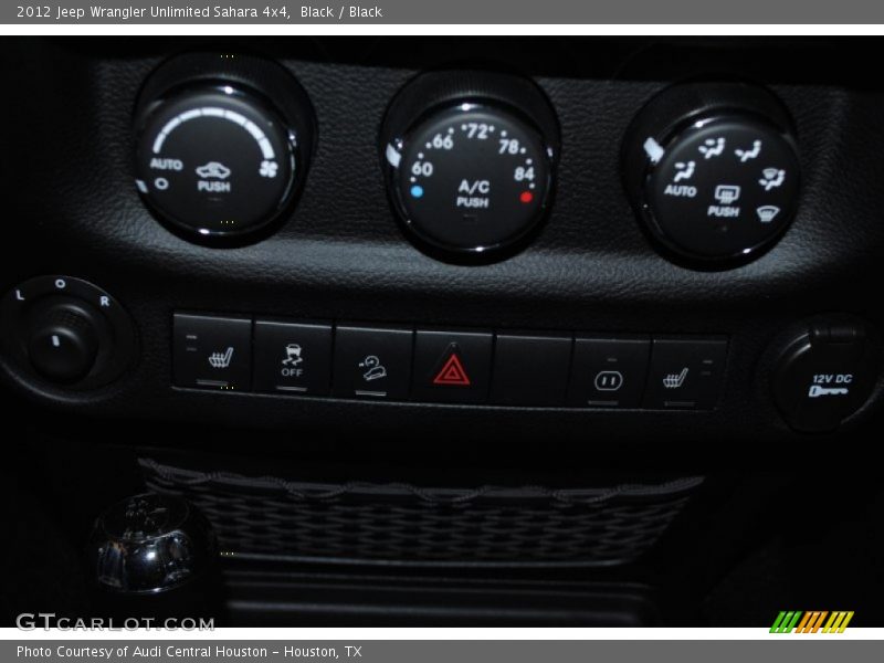 Black / Black 2012 Jeep Wrangler Unlimited Sahara 4x4