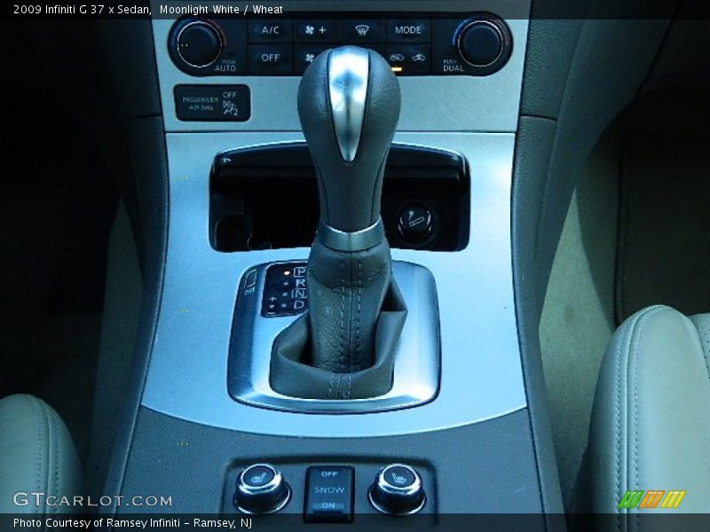 Moonlight White / Wheat 2009 Infiniti G 37 x Sedan