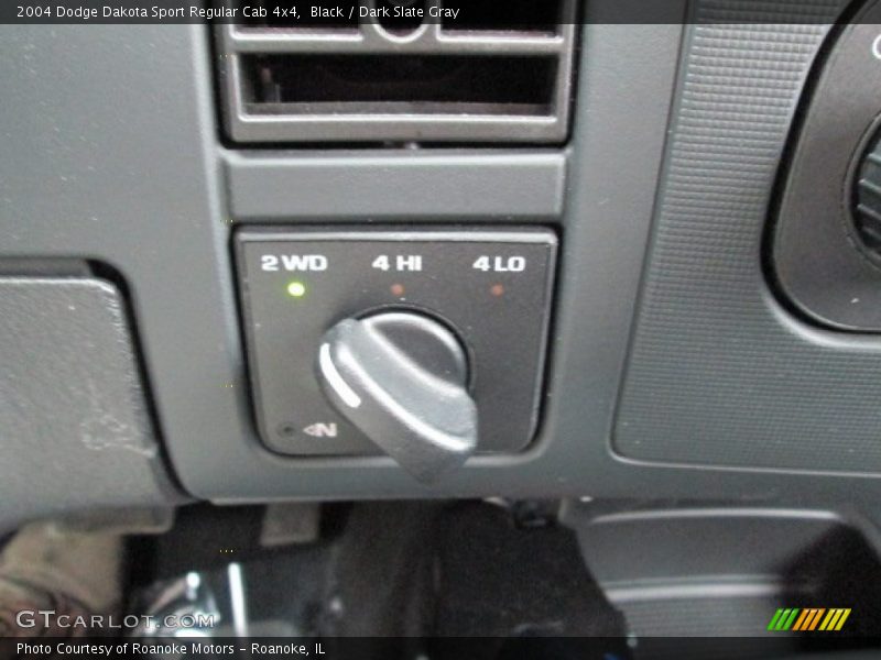 Black / Dark Slate Gray 2004 Dodge Dakota Sport Regular Cab 4x4