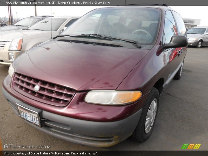 Deep Cranberry Pearl / Silver Fern 1999 Plymouth Grand Voyager SE