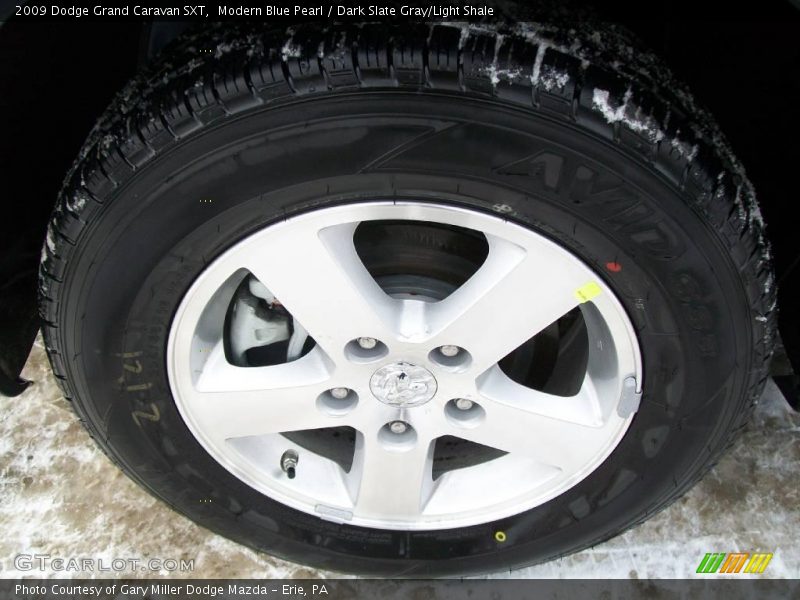 Modern Blue Pearl / Dark Slate Gray/Light Shale 2009 Dodge Grand Caravan SXT