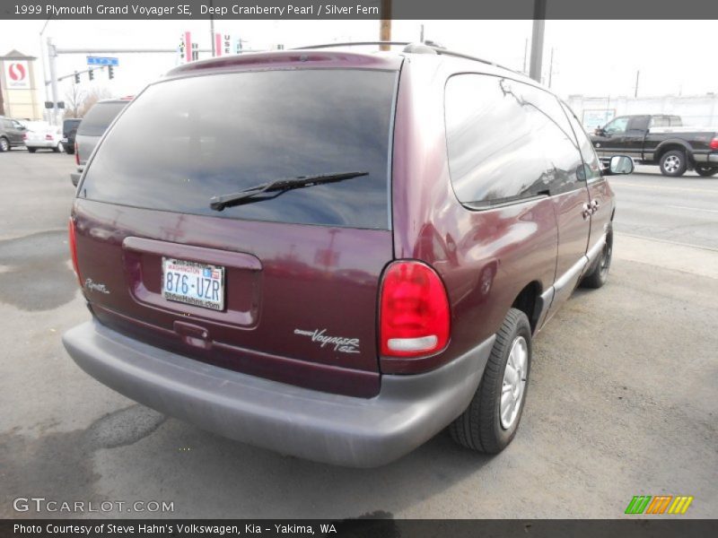 Deep Cranberry Pearl / Silver Fern 1999 Plymouth Grand Voyager SE