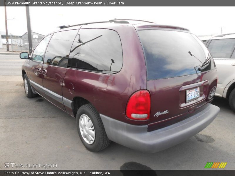 Deep Cranberry Pearl / Silver Fern 1999 Plymouth Grand Voyager SE