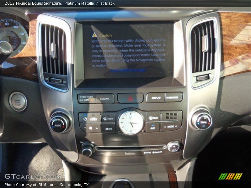 Platinum Metallic / Jet Black 2012 Hyundai Equus Signature