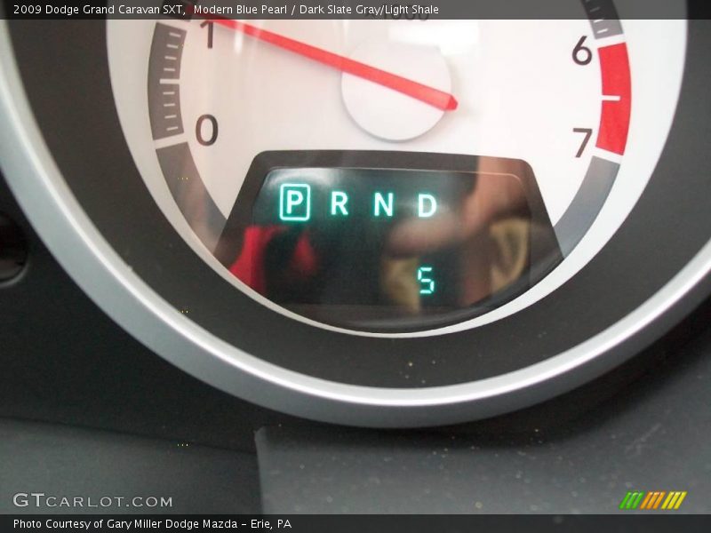 Modern Blue Pearl / Dark Slate Gray/Light Shale 2009 Dodge Grand Caravan SXT