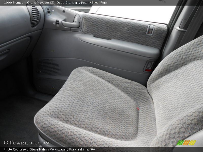 Deep Cranberry Pearl / Silver Fern 1999 Plymouth Grand Voyager SE