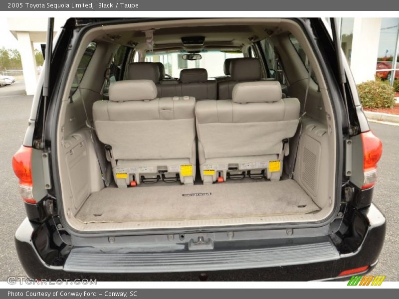 Black / Taupe 2005 Toyota Sequoia Limited
