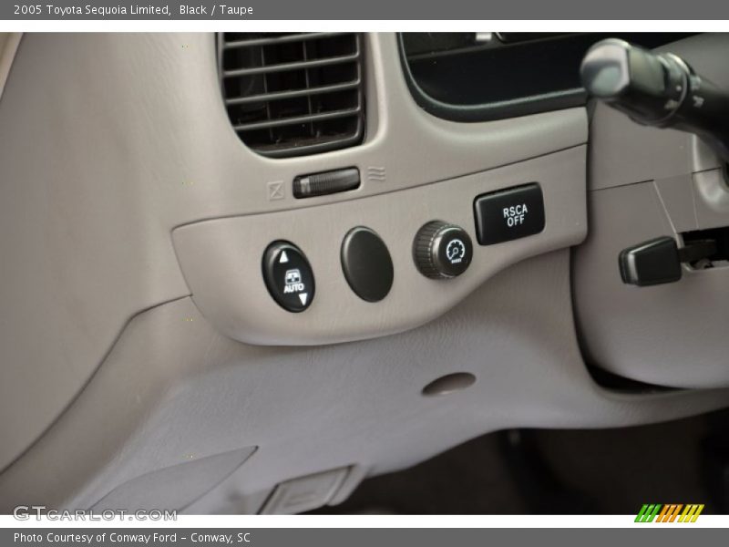 Black / Taupe 2005 Toyota Sequoia Limited