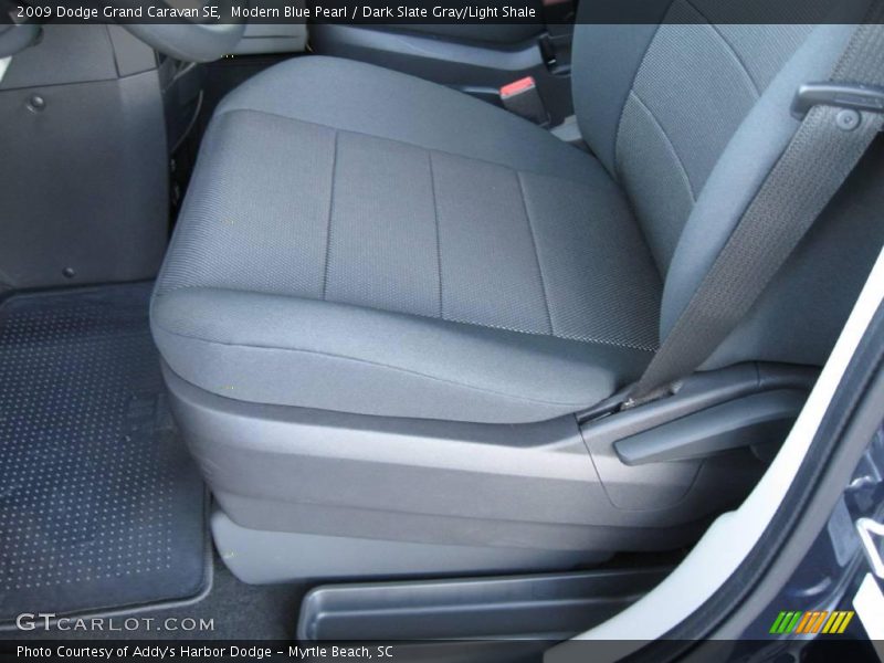Modern Blue Pearl / Dark Slate Gray/Light Shale 2009 Dodge Grand Caravan SE