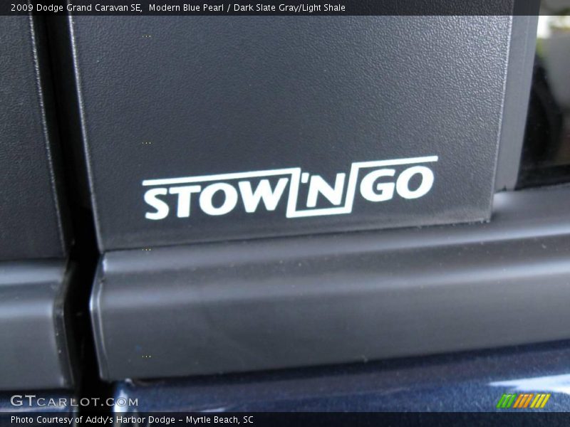 Modern Blue Pearl / Dark Slate Gray/Light Shale 2009 Dodge Grand Caravan SE