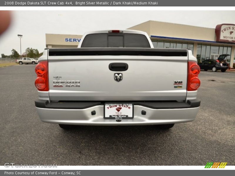 Bright Silver Metallic / Dark Khaki/Medium Khaki 2008 Dodge Dakota SLT Crew Cab 4x4