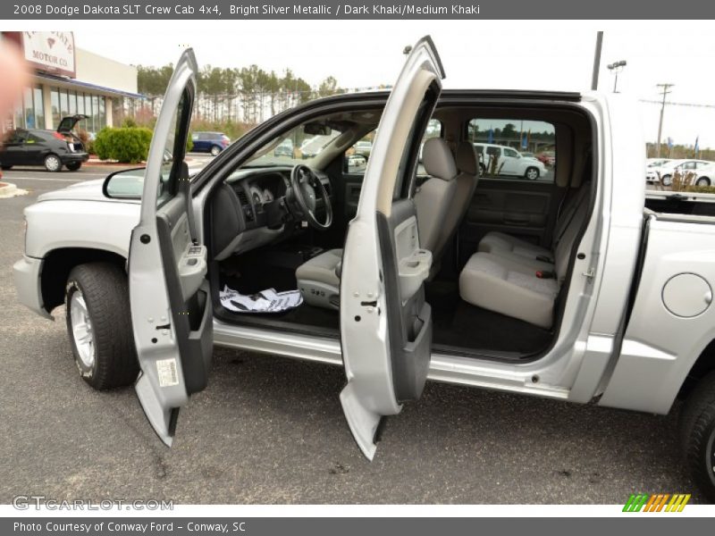 Bright Silver Metallic / Dark Khaki/Medium Khaki 2008 Dodge Dakota SLT Crew Cab 4x4