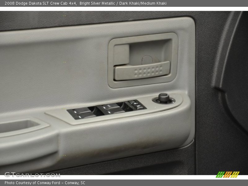 Bright Silver Metallic / Dark Khaki/Medium Khaki 2008 Dodge Dakota SLT Crew Cab 4x4