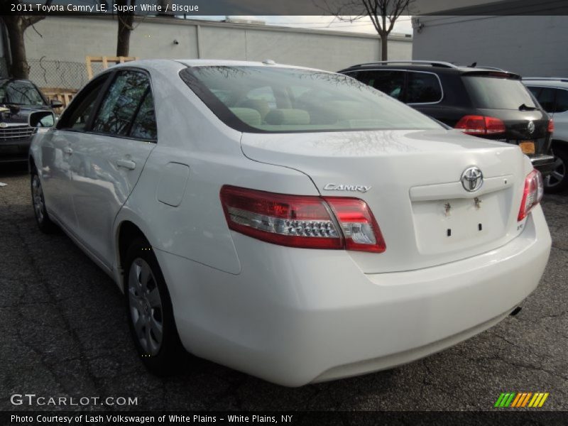 Super White / Bisque 2011 Toyota Camry LE