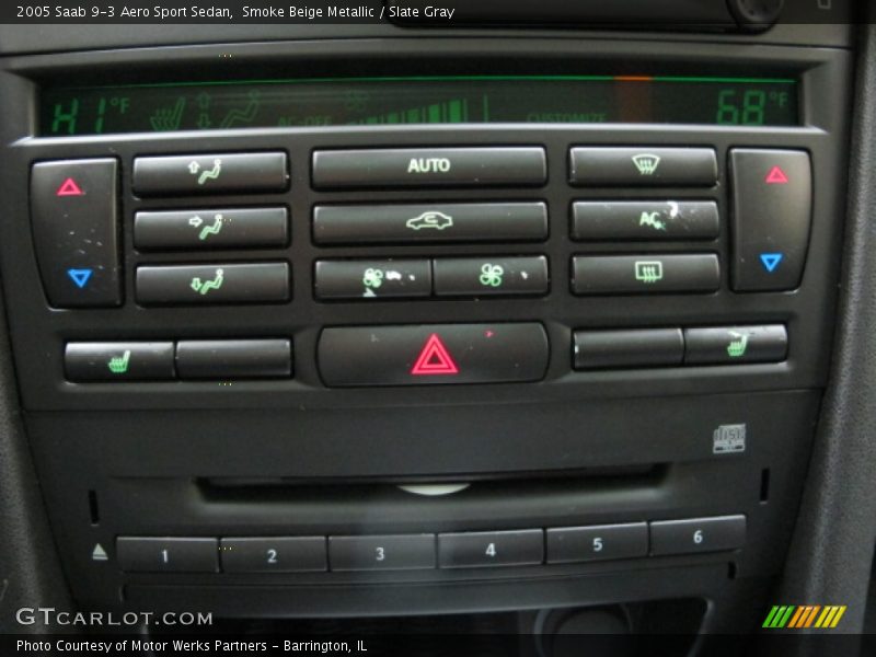 Controls of 2005 9-3 Aero Sport Sedan