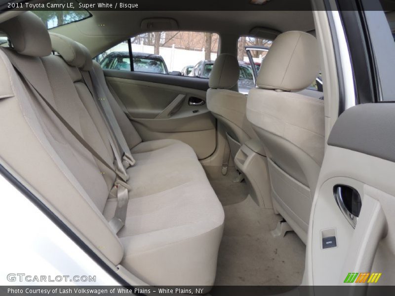Super White / Bisque 2011 Toyota Camry LE
