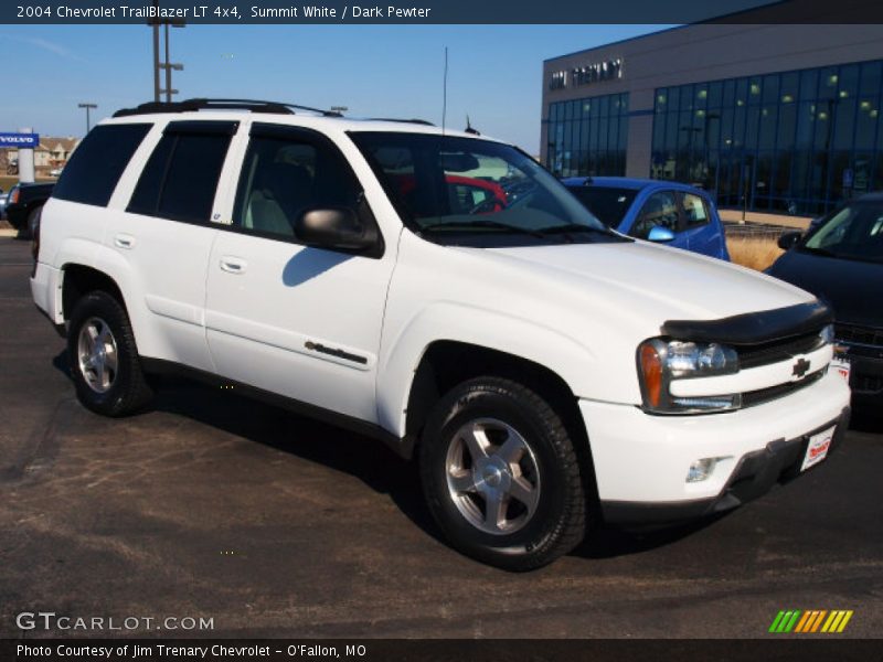 Front 3/4 View of 2004 TrailBlazer LT 4x4