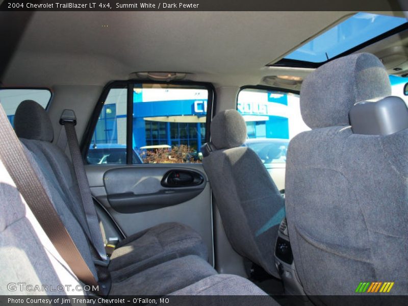 Summit White / Dark Pewter 2004 Chevrolet TrailBlazer LT 4x4