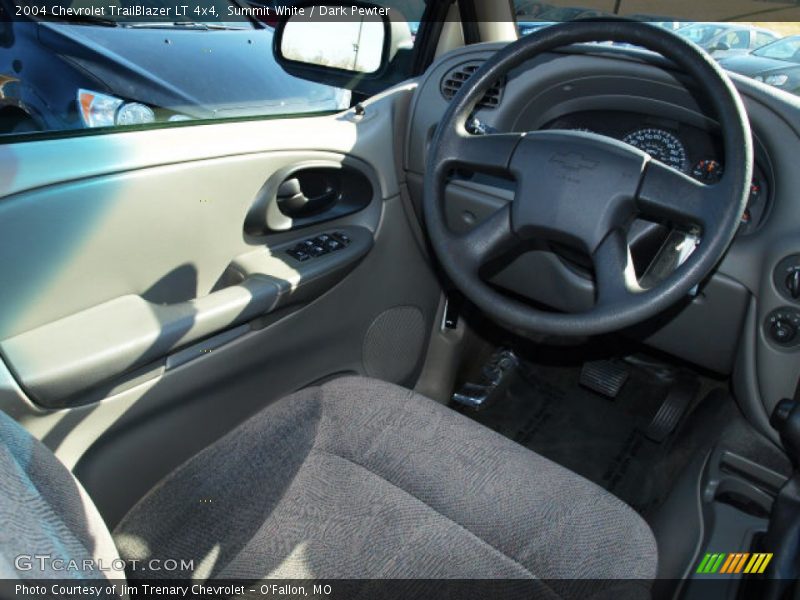 Summit White / Dark Pewter 2004 Chevrolet TrailBlazer LT 4x4