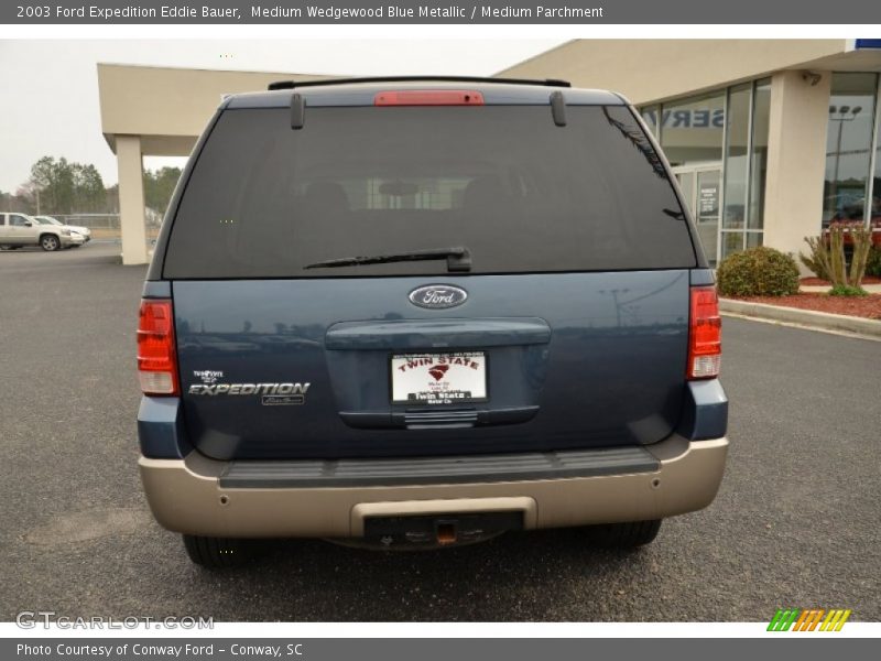 Medium Wedgewood Blue Metallic / Medium Parchment 2003 Ford Expedition Eddie Bauer