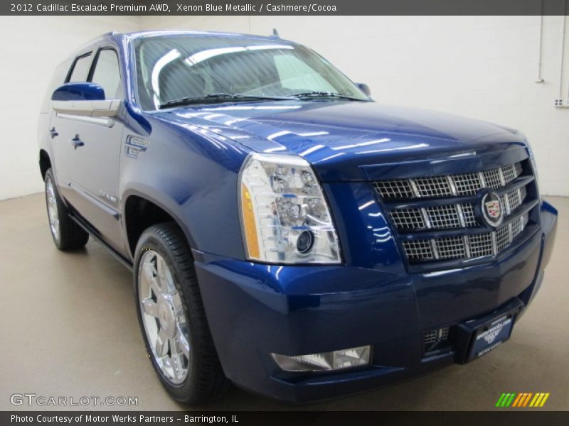 Front 3/4 View of 2012 Escalade Premium AWD