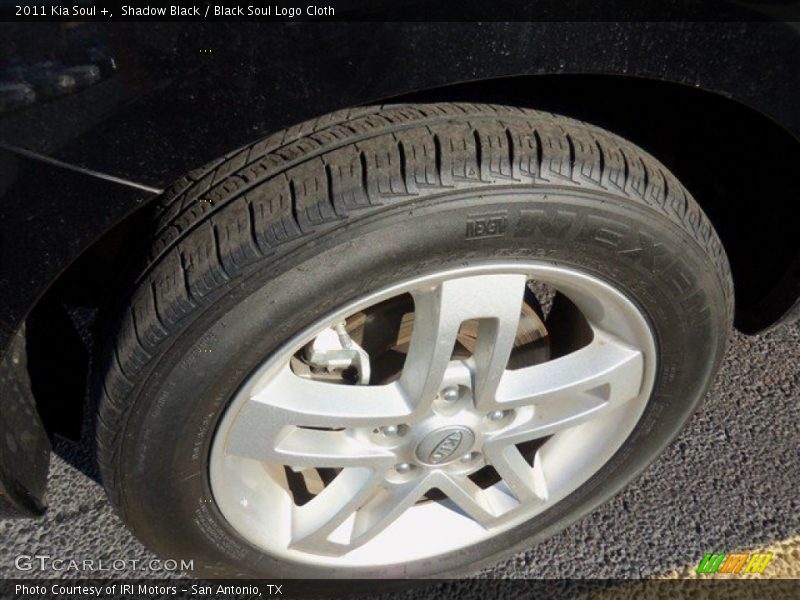 Shadow Black / Black Soul Logo Cloth 2011 Kia Soul +
