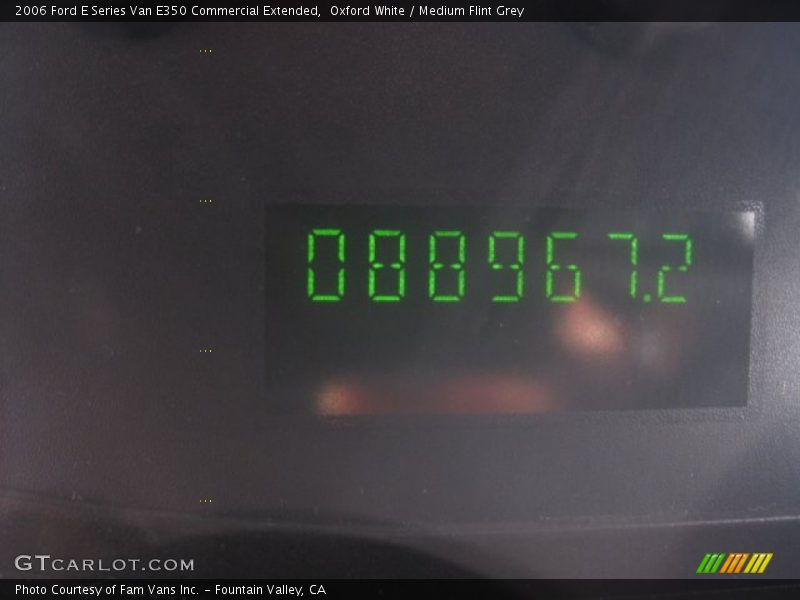 Oxford White / Medium Flint Grey 2006 Ford E Series Van E350 Commercial Extended