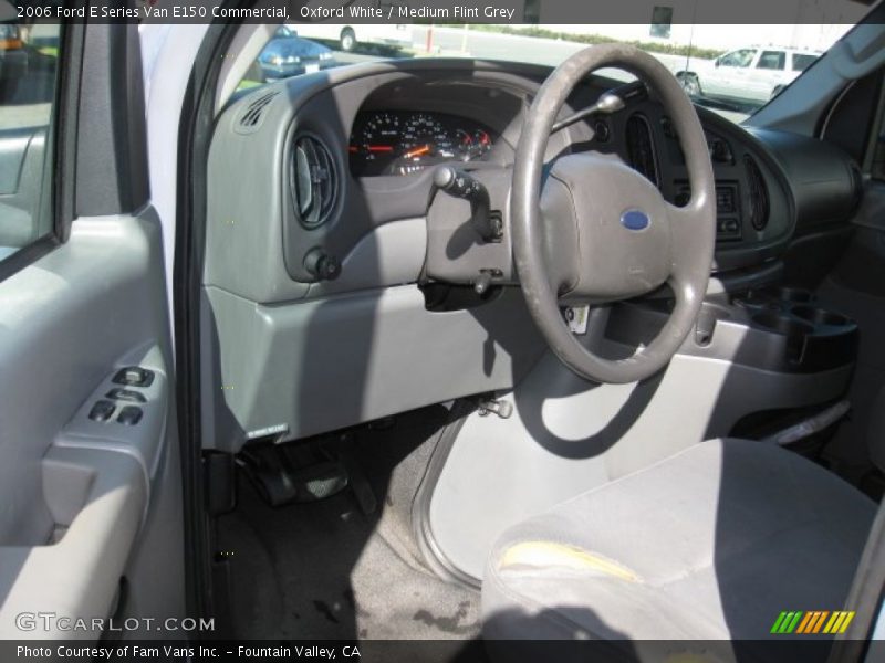 Oxford White / Medium Flint Grey 2006 Ford E Series Van E150 Commercial