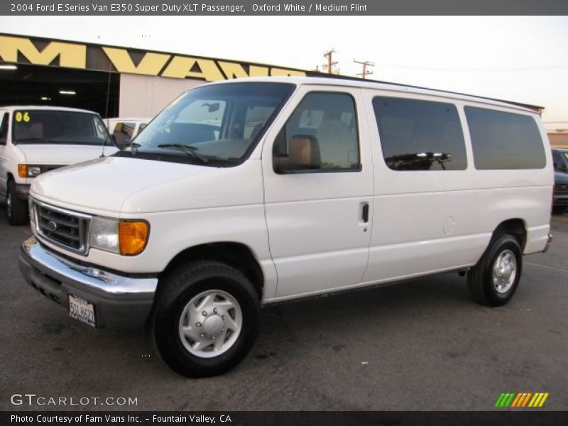 Oxford White / Medium Flint 2004 Ford E Series Van E350 Super Duty XLT Passenger
