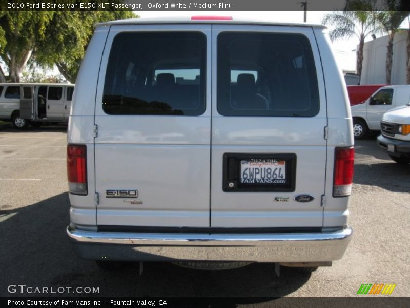 Oxford White / Medium Flint 2010 Ford E Series Van E150 XLT Passenger