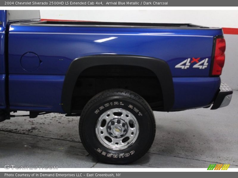 Arrival Blue Metallic / Dark Charcoal 2004 Chevrolet Silverado 2500HD LS Extended Cab 4x4