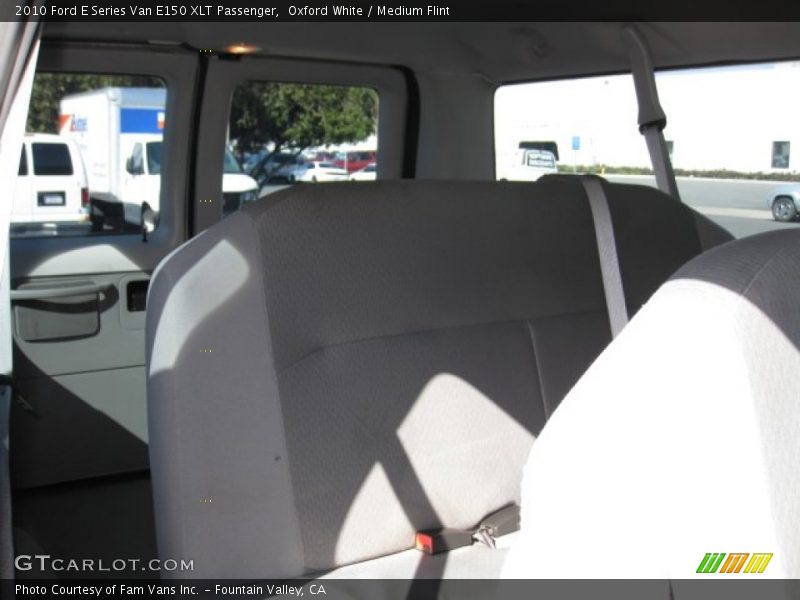 Oxford White / Medium Flint 2010 Ford E Series Van E150 XLT Passenger