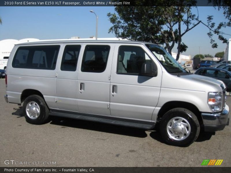 Oxford White / Medium Flint 2010 Ford E Series Van E150 XLT Passenger